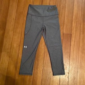 Women’s grey Under Amour leggings